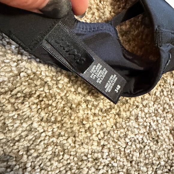 Skims Black Wireless 34B Bra - Picture 5 of 5